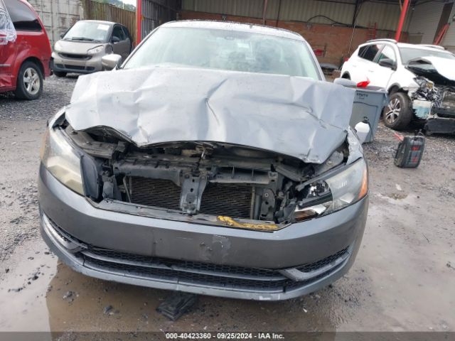 1VWBV7A36FC071154 Volkswagen Passat 2.0l Tdi Se