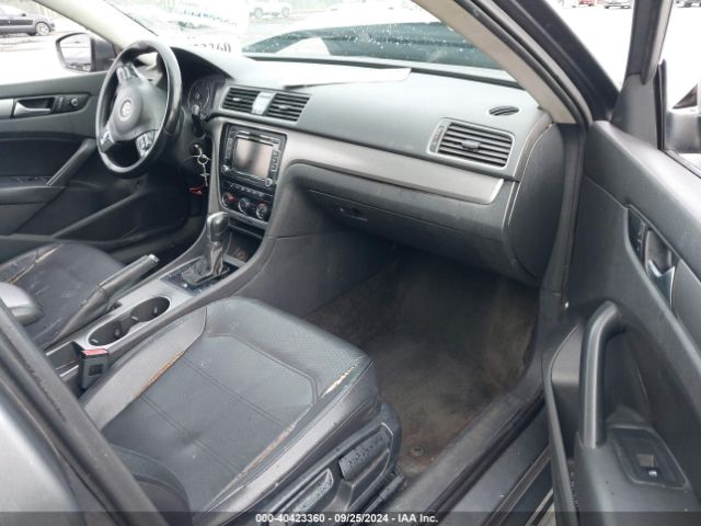 1VWBV7A36FC071154 Volkswagen Passat 2.0l Tdi Se