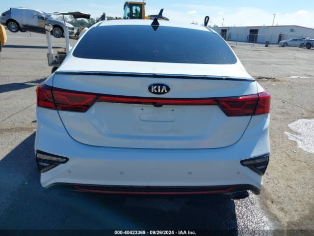 3KPF44AC7ME413058 KIA FORTE GT