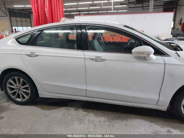 3FA6P0HD0HR176450 Ford FUSION SE