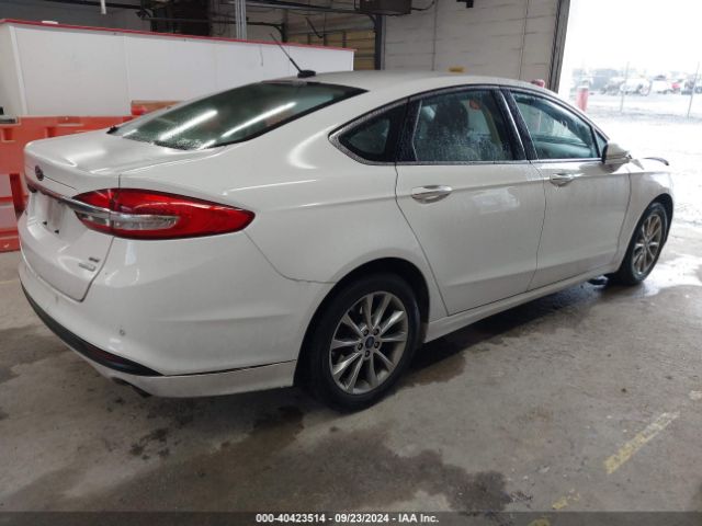 3FA6P0HD0HR176450 Ford FUSION SE