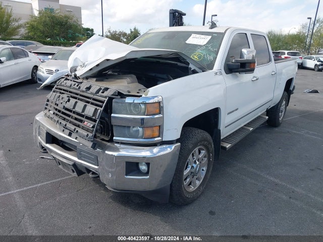 Chevrolet Silverado 2500hd Ltz 2015 1GC1KWEG1FF672274 Image 2