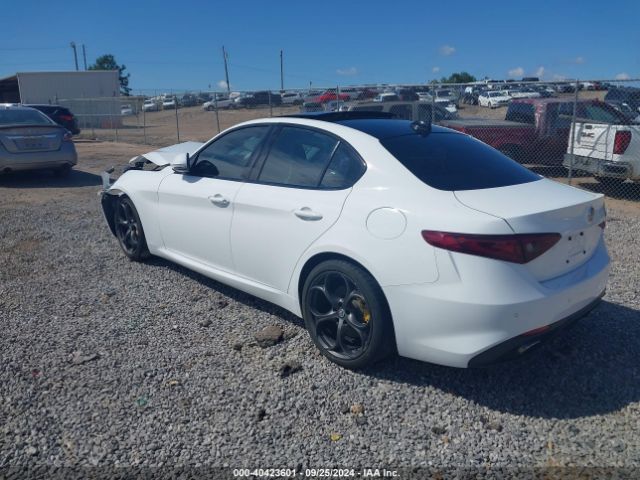 ZARFAECN2J7581589 Alfa Romeo Giulia Ti Sport Rwd