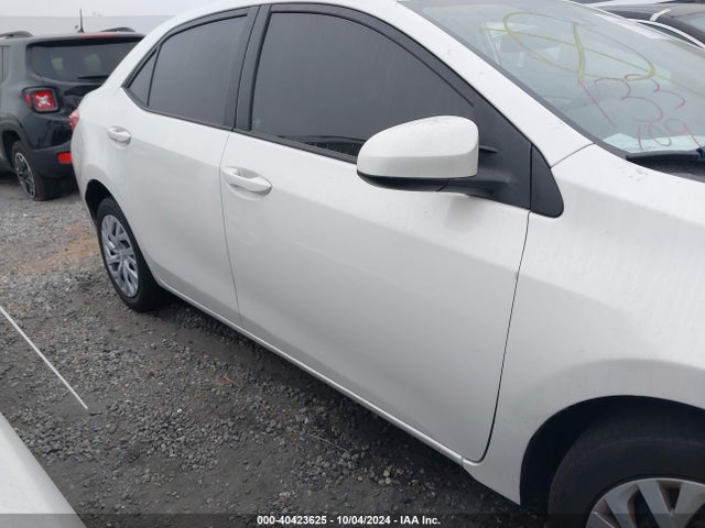Toyota COROLLA LE 2017 5YFBURHE8HP606875 Image 14
