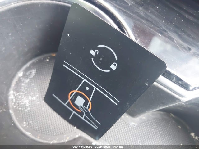 2020 TESLA MODEL 3 5YJ3E1EA0LF805945 Photo 10