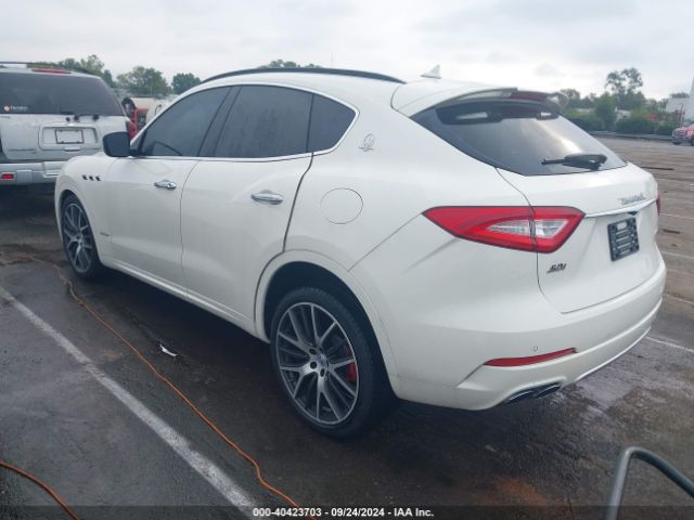 ZN661YUS1JX284179 Maserati Levante S Gransport