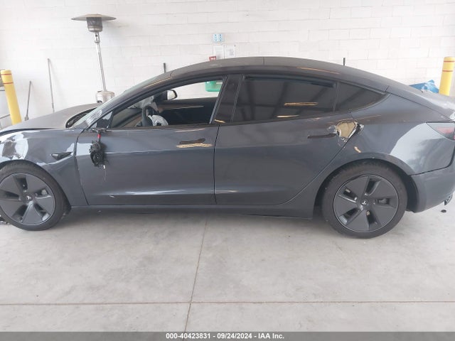 Tesla Model 3 Rear-wheel Drive 2023 5YJ3E1EA6PF641106 Image 13