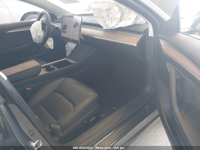 2023 TESLA MODEL 3 5YJ3E1EA6PF641106 Photo 4