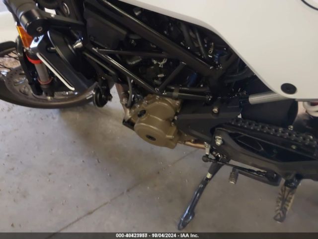 2023 HUSQVARNA VITPILEN 401/SVARTPILEN 401 MD2JUJ403PC223418 Photo 8