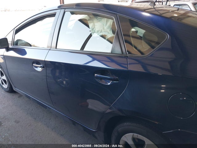 Toyota Prius Two 2015 JTDKN3DU7F0477350 Image 13