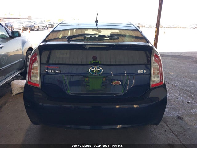 Toyota Prius Two 2015 JTDKN3DU7F0477350 Image 15
