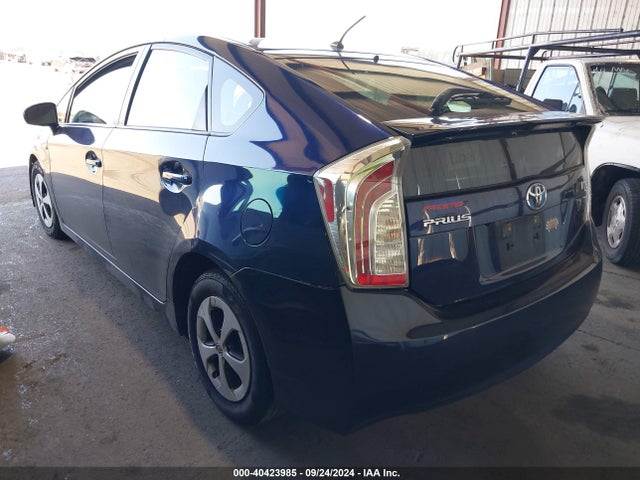 Toyota Prius Two 2015 JTDKN3DU7F0477350 Image 3