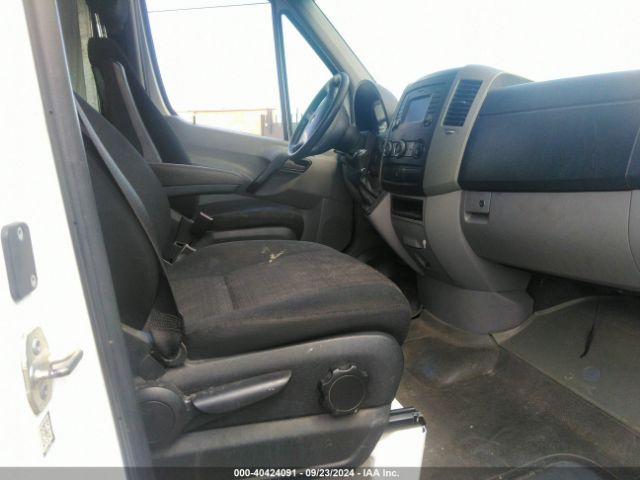 WD3PE7CD4HP545624 Mercedes-Benz Sprinter 2500 Standard Roof V6