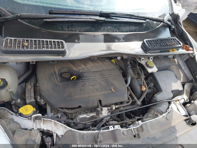 1FMCU0GD4HUB41406 Ford ESCAPE SE