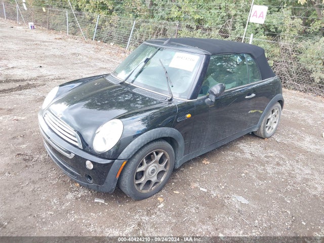 2005 MINI COOPER WMWRF33585TF62832 Photo 1