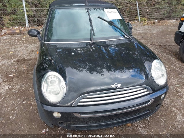 2005 MINI COOPER WMWRF33585TF62832 Photo 5