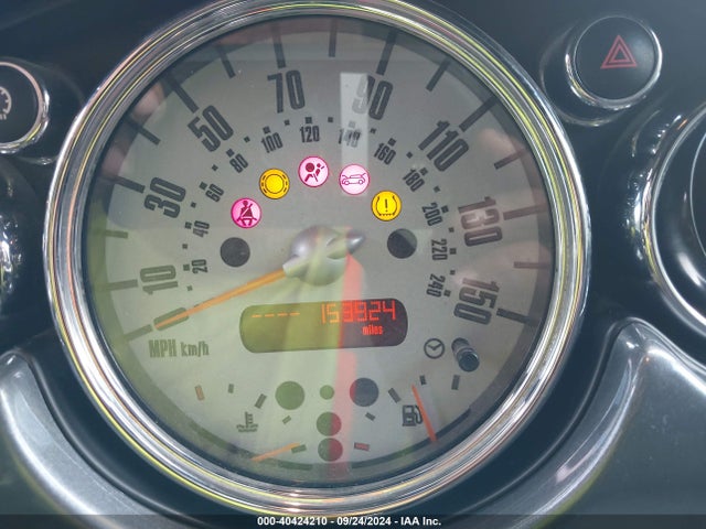 2005 MINI COOPER WMWRF33585TF62832 Photo 6