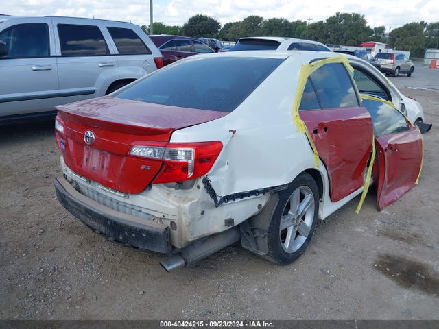 Toyota CAMRY SE 2014 4T1BF1FK8EU429047 Image 4