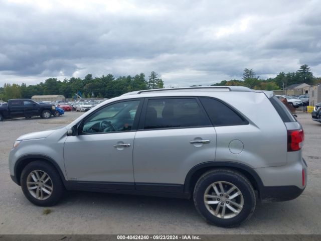 5XYKTDA6XEG516734 KIA SORENTO LX