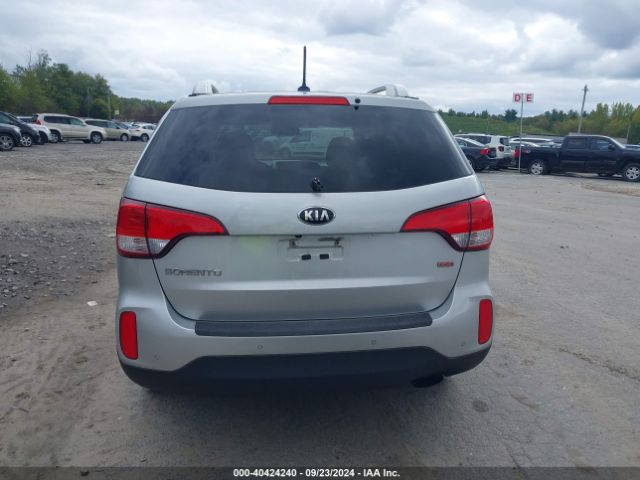 5XYKTDA6XEG516734 KIA SORENTO LX