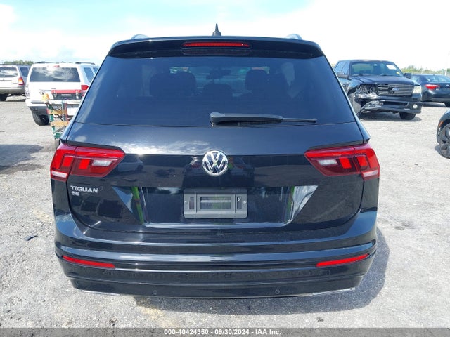 3VV3B7AX6MM095048 Volkswagen Tiguan 2.0t Se/2.0t Se R-line Black/2.0t Sel