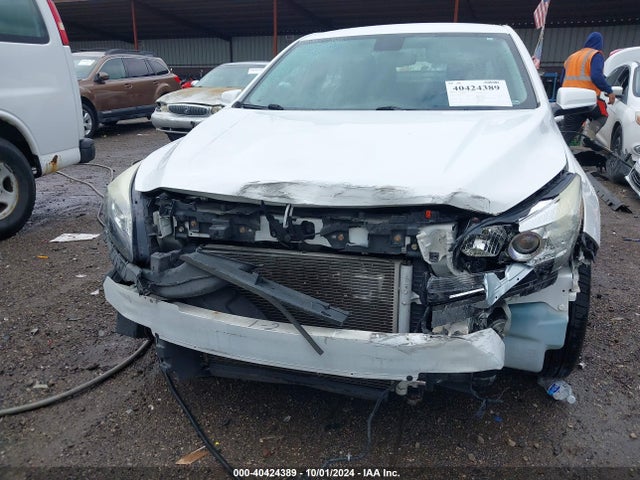 Chevrolet MALIBU 2LT 2015 1G11D5SL1FF161744 Image 13