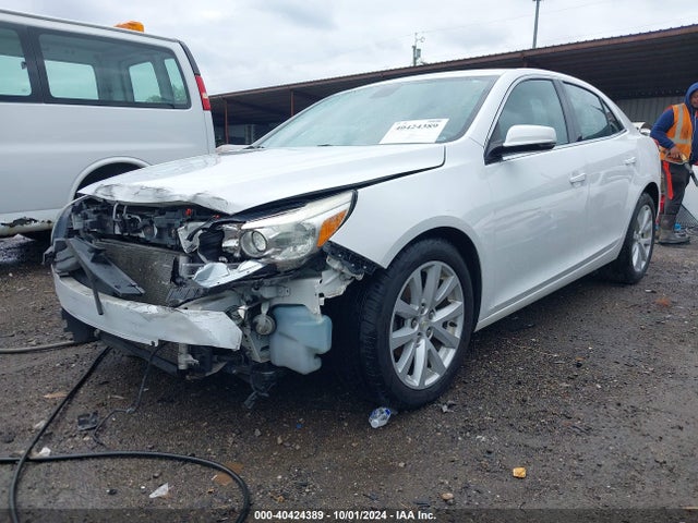 Chevrolet MALIBU 2LT 2015 1G11D5SL1FF161744 Image 2