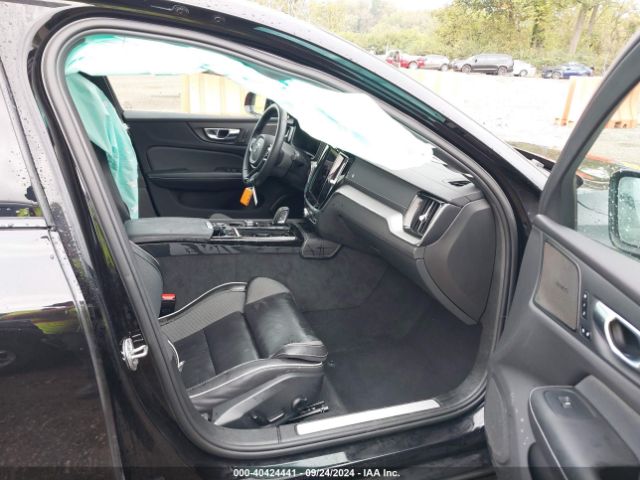 2022 VOLVO S60 RECHARGE PLUG-IN HYBRID 7JRH60FD3NG192834 Photo 4