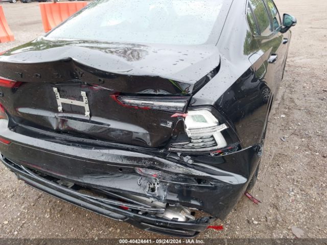 2022 VOLVO S60 RECHARGE PLUG-IN HYBRID 7JRH60FD3NG192834 Photo 5