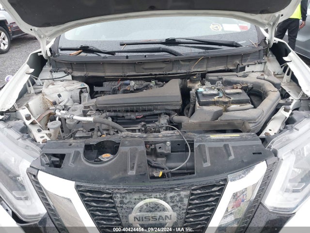 Nissan ROGUE SV 2017 5N1AT2MV9HC828082 Image 10