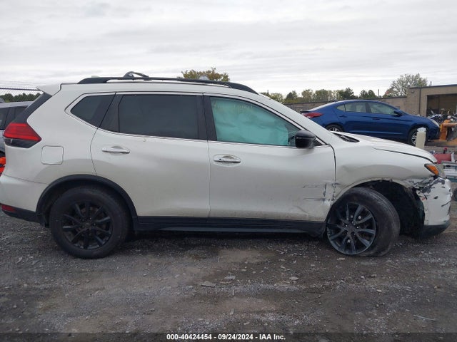 Nissan ROGUE SV 2017 5N1AT2MV9HC828082 Image 14