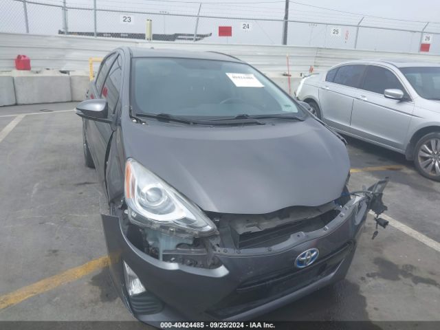 JTDKDTB33G1128842 Toyota Prius C Two