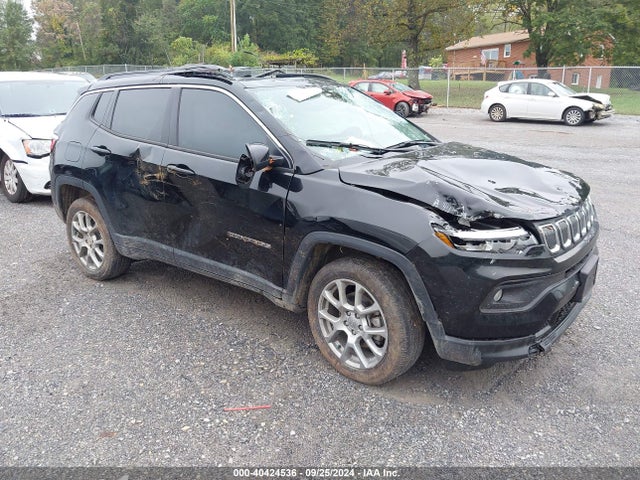 Jeep Compass Latitude Lux 4x4 2022 3C4NJDFB2NT230426 Image 1