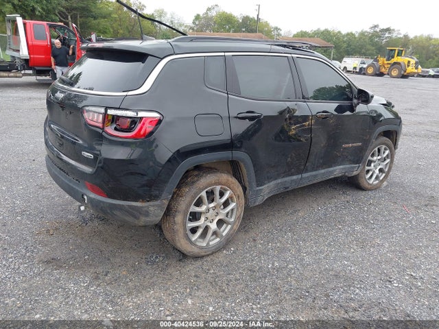 Jeep Compass Latitude Lux 4x4 2022 3C4NJDFB2NT230426 Image 4