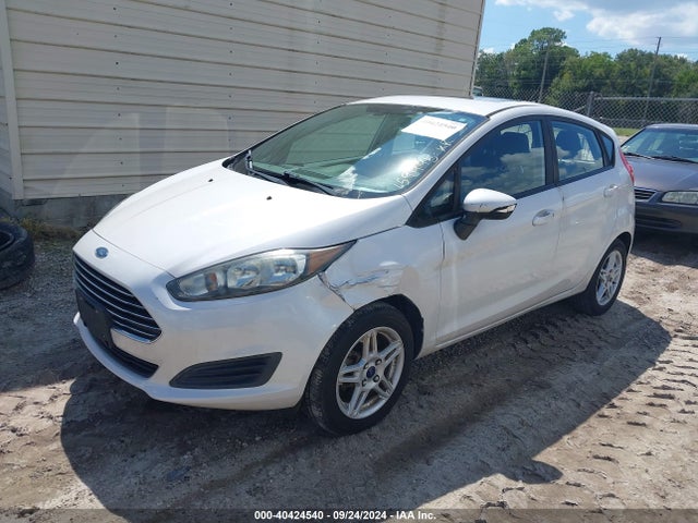 Ford FIESTA SE 2017 3FADP4EJ6HM159495 Image 2