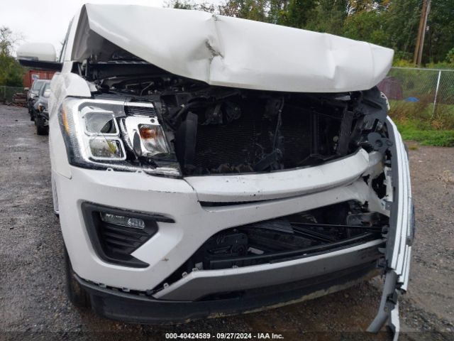 1FMJU1JT7JEA52183 Ford Expedition Xlt