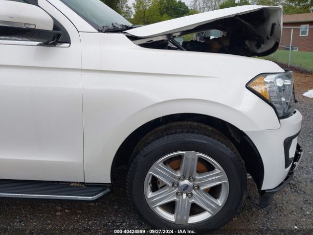 1FMJU1JT7JEA52183 Ford Expedition Xlt