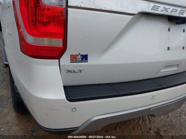 1FMJU1JT7JEA52183 Ford Expedition Xlt
