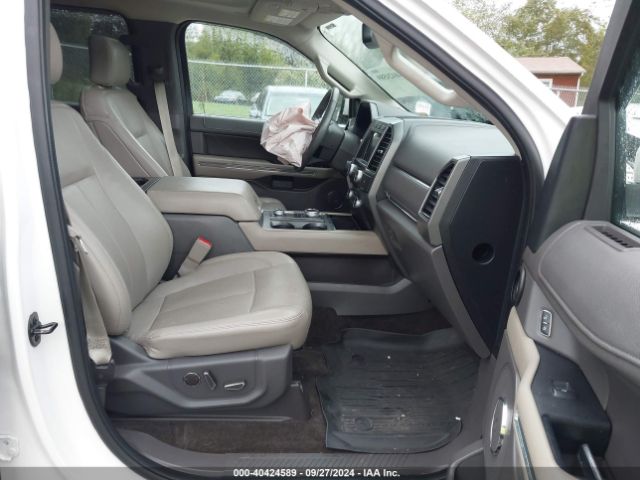 1FMJU1JT7JEA52183 Ford Expedition Xlt