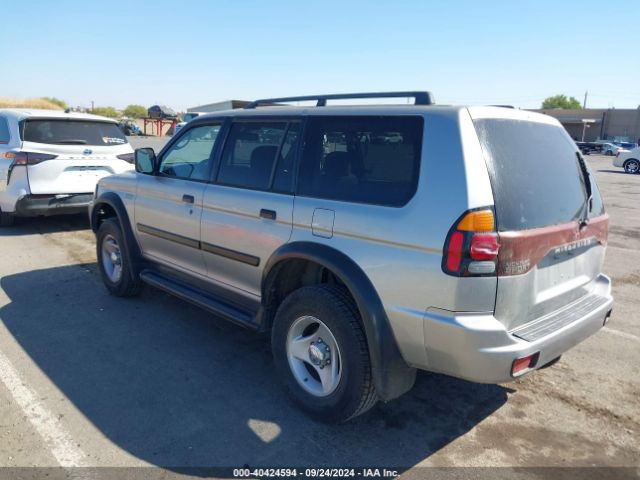 2001 MITSUBISHI MONTERO SPORT JA4LS21H21P024410 Photo 2