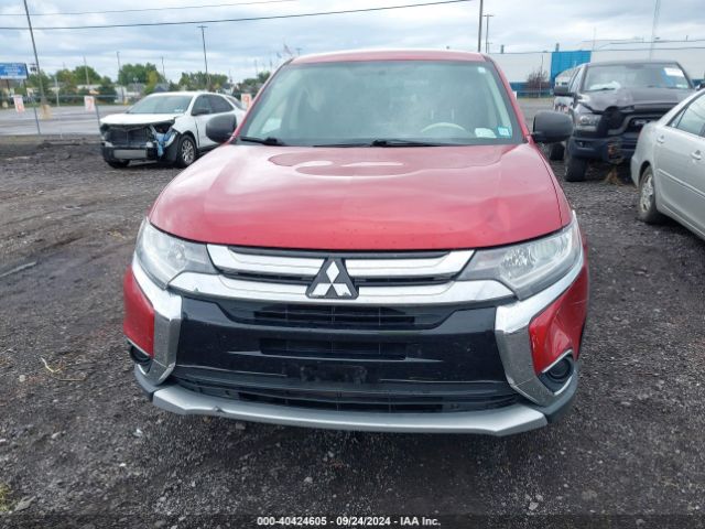 JA4AZ3A30JZ056841 Mitsubishi Outlander Es