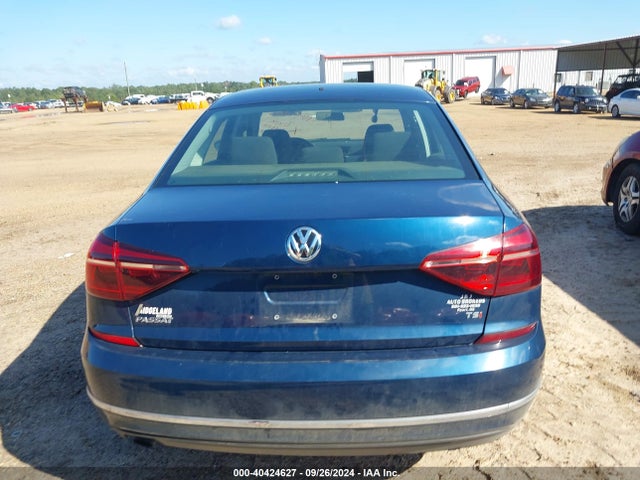 1VWAA7A37JC015448 Volkswagen Passat 2.0t R-line/2.0t S