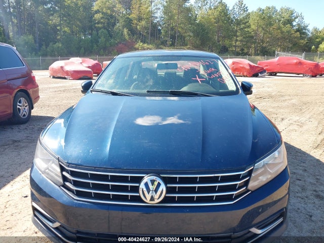 1VWAA7A37JC015448 Volkswagen Passat 2.0t R-line/2.0t S