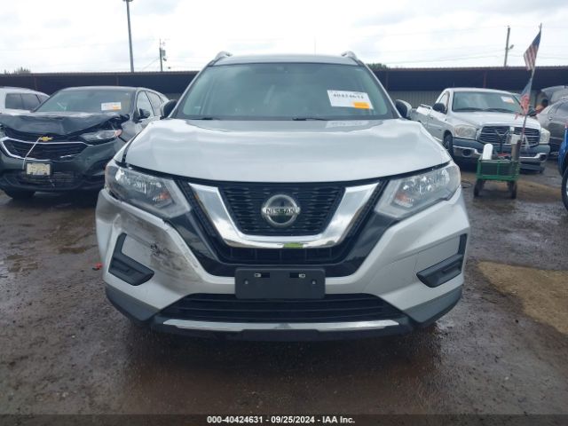 5N1AT2MV0JC832706 Nissan ROGUE SV