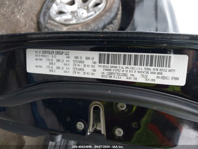 1C6RR7KT7ES123861 RAM 1500 Express