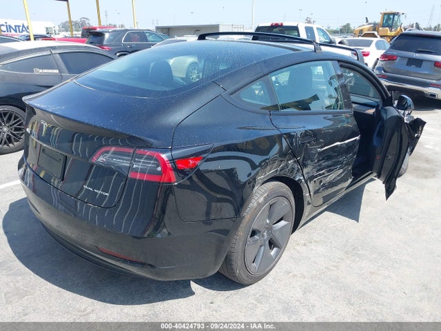 2023 TESLA MODEL 3 5YJ3E1EB4PF392569 Photo 3
