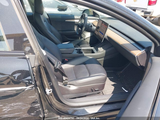 2023 TESLA MODEL 3 5YJ3E1EB4PF392569 Photo 4