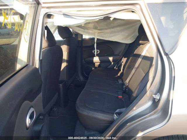 KNDJN2A24F7225023 KIA Soul