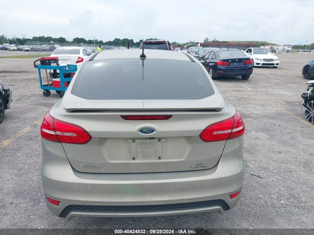 Ford FOCUS SE 2015 1FADP3F23FL260283 Image 16