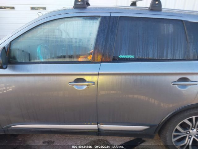 JA4AD3A33GZ007530 Mitsubishi Outlander Se